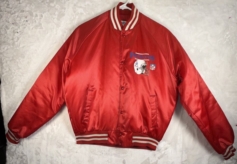 Red Vtg New England Patriots Chalk Line Satin Bomber Jacket M Made in USA 80’s